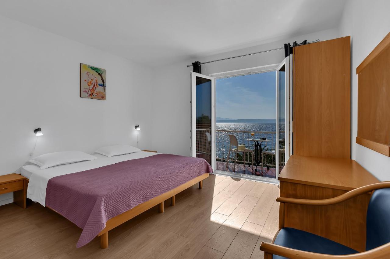 Apartments By The Sea Podgora, Makarska - 2596 Kültér fotó